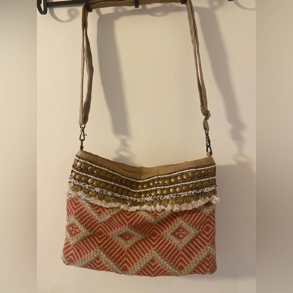 America & Beyond Bag